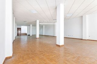 Local comercial en venta en San Antón en Armilla