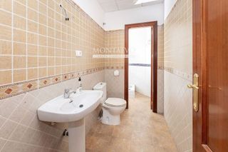 Local comercial en venta en San Antón en Armilla