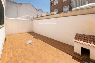 Local comercial en venta en San Antón en Armilla
