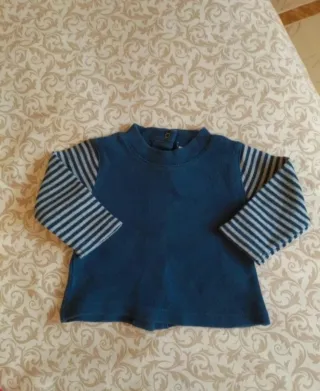 Conjunto Tuc Tuc: Peto Rojo y Camiseta Rayas