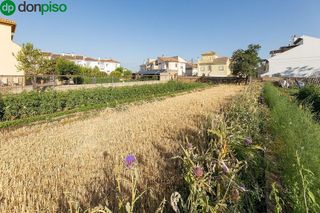 Terreno en venta en Zubia (La)
