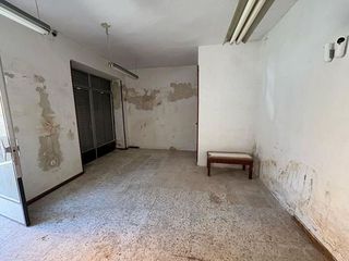 Local comercial en venta en Tres Olivos - Valverde en Madrid