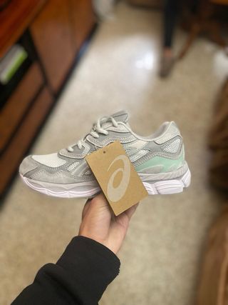 Zapatillas asics gel gris