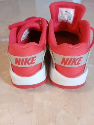 Scarpe Nike LD Victory Rosso Bianco