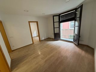 Piso en alquiler en El Raval en Barcelona