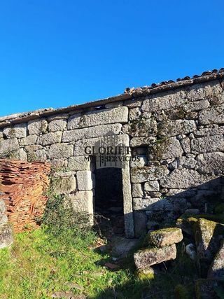 Casa en venta en Fornelos de Montes