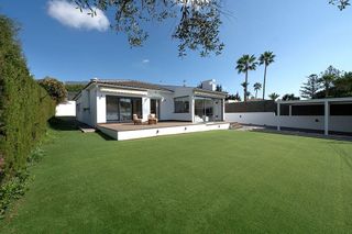 Chalet en alquiler en Cabo Pino - Reserva de Marbella en Marbella