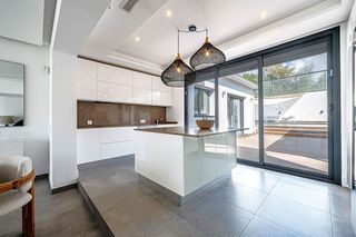 Chalet en alquiler en Cabo Pino - Reserva de Marbella en Marbella