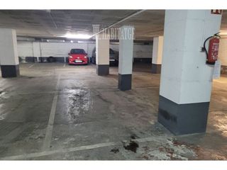 Garaje en venta en Estadi-Horta Vermella-Santa Anna en Vic