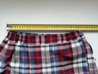 Falda Escolar Juan Pablo II