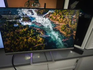 Monitor HP 24ea con altavoz incorporado