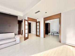 Ático en alquiler en Puerta Blanca en Málaga