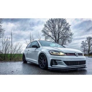 Pack Faros dinámicos + Parrilla tipo GTI para Volk