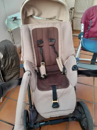 Carrito de bebe+saco+ protector de plástico+ trona