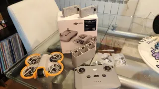 Dron DJI Neo Fly More Combo
