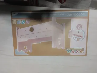 Cuna de madera muñecas