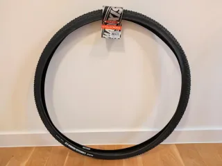 Cubierta Maxxis Larsen Mimo 700x35