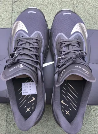 Nike Zoom Fly 6 Negro/Dorado