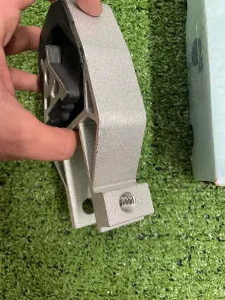 Soporte motor Volvo Ford