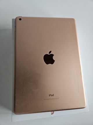 iPad 6ª Gen WiFi Dorado