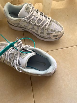 Zapatillas Nike P6000 Gris y Blanco