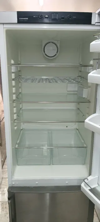 NEVERA COMBI LIEBHERR NO FROST ENERGÍA A+