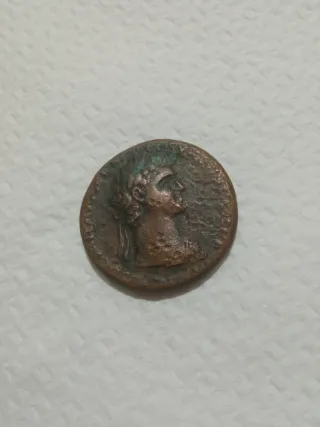 Moneta antica in bronzo