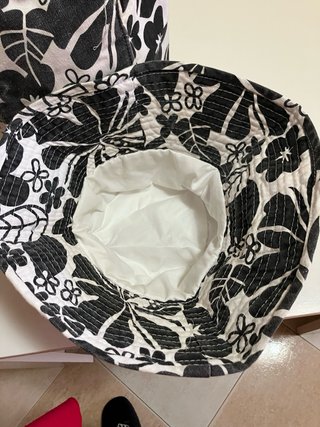 Bolso de playa con sombrero