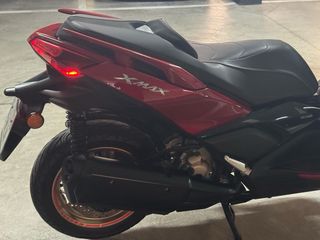 Yamaha Xmax Tech Max 300