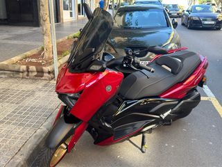 Yamaha Xmax Tech Max 300