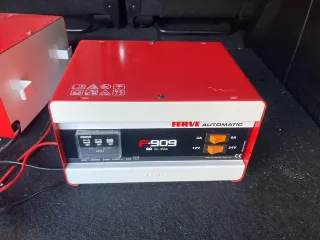 Cargador Batería Coche Ferve F909