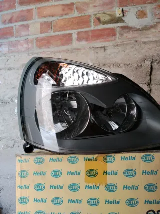 Faro derecho Renault Clio II 2001