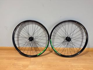 Juego Ruedas 27.5 Plus Boost