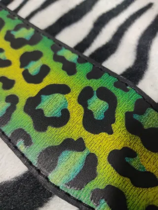 Correa leopardo cuero y DTF guitarra o bajo