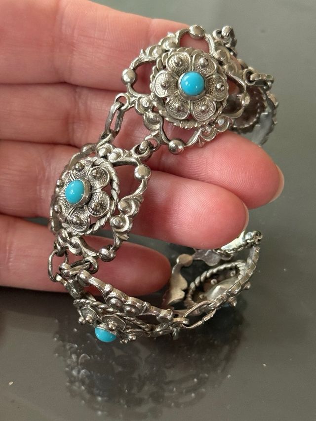 Bracciale vintage in metallo argentato con perline