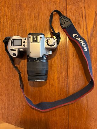 Canon EOS 500 + objetivo 28–80mm Analógica