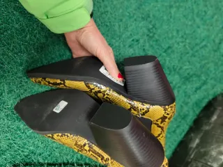 Botines cowboy, puntera, animal print serpiente