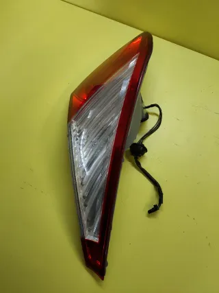 PILOTO TRASERO DERECHO RENAULT MEGANE III PORTON