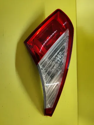 PILOTO TRASERO DERECHO RENAULT MEGANE III PORTON