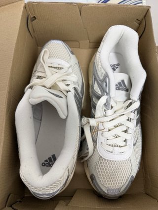 Zapatillas Adidas Response CL Beige/Plata