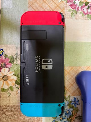 Consola switch con todos sus accesorios y mas.