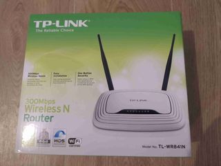 TP-Link TL-WR841N 300Mbps + Cavo Omaggio