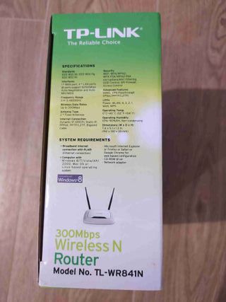 TP-Link TL-WR841N 300Mbps + Cavo Omaggio