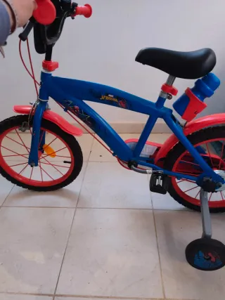 Bicicleta Spiderman Azul y Roja