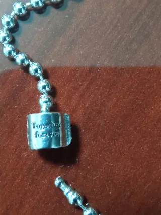 Pulsera de plata con abalorios