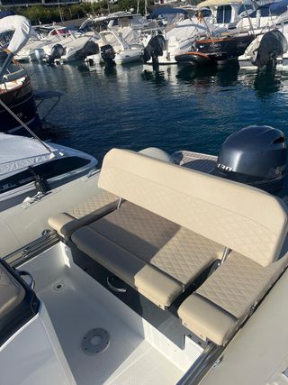 Semirrígida MAESTRALE 650 FUN 2024 con 40 horas