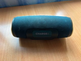 JBL Charge 4