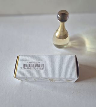 Novedad. Miniatura de Perfume J'adore Dior.