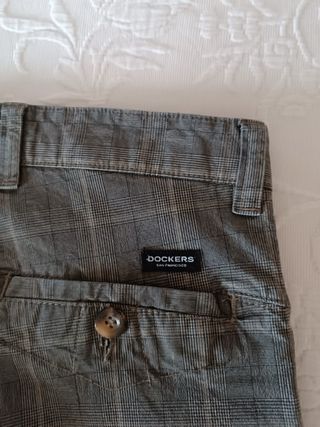 (32/34) Pantalón cuadros chino dockers hombre