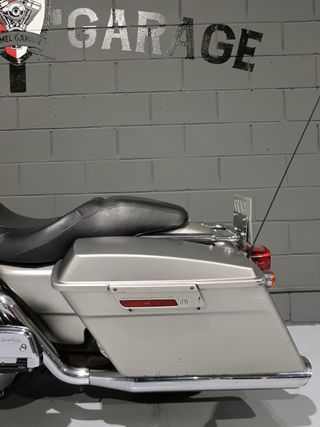 Harley-Davidson Street Glide Plata